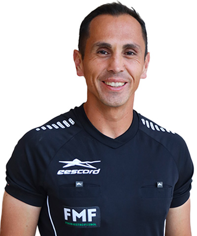 Árbitro Central FIFA Luis Enrique Santander Aguirre